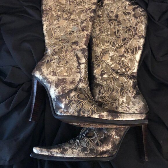 Vintage Style Gold Knee Length Leather Dress Boot - Picture 16 of 16